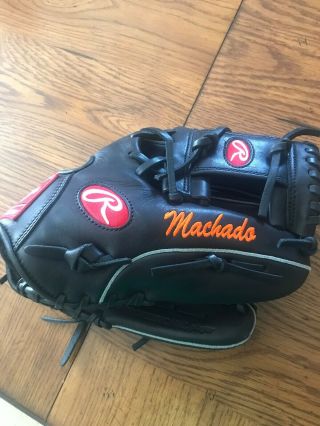 Manny Machado Baltimore Orioles San Diego Padres Game Issued Fielders Glove