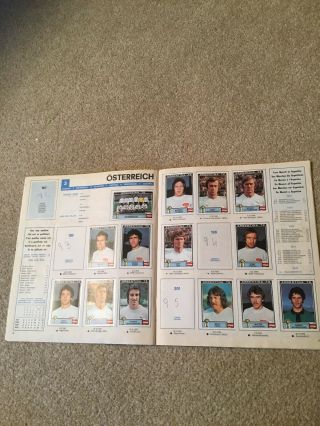 Panini World Cup Argentina 1978 album with 264/400 stickers 2