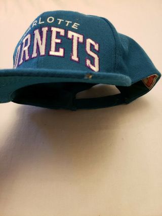 Vintage Charlotte Hornets NBA Starter Spell Out ARCH Teal Snapback Hat Cap 90s 5