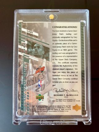 2000 - 01 Gary Payton Upper Deck UD Game Jersey Patch Auto /20 1/1 Supersonics 3