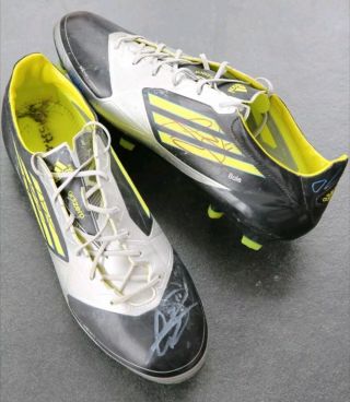 Gareth Bale Tottenham Hotspur Match Worn Game Signed Dirty Boots Cleats