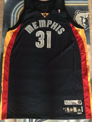 Darko Milicic Memphis Grizzlies 2007 Game Worn/autographed Jersey Nba Game Worn