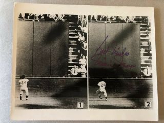 Willie Mays Signed 8x10 Photo “the Catch” Autographed Say Hey