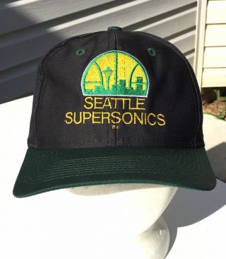 Vintage SEATTLE SUPERSONICS Snapback Hat Cap NBA Collectible C Competitor 2
