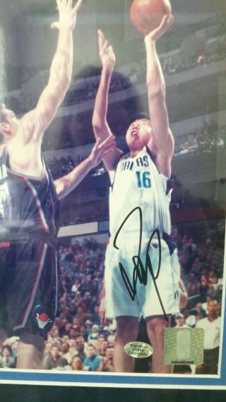 Autographed Wang Zhizhi Dallas Mavericks Jersey and Photo Professionally Framed 5