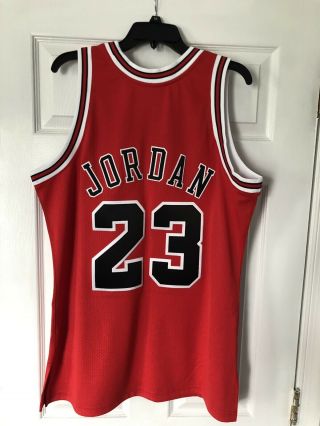 Michael Jordan Mitchell Ness 97 98 Road Finals Bulls Jersey Size 44 L 2