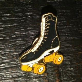 Retro Roller Skate Black Vintage Enamel Pin Badge Label Button Rare Vintage A