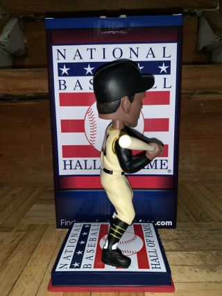 Roberto Clemente Pittsburgh Pirates Hall of Fame HOF Class of 1973 Bobblehead 4