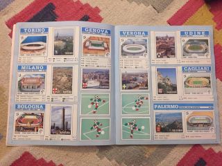 Panini Italia 90 World Cup Sticker Album 100 Complete 1990.  UK version. 4