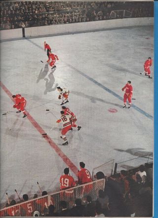 1955 Gordie Howe Sports Illustrated - Detroit Red Wings - NHL Hockey 4