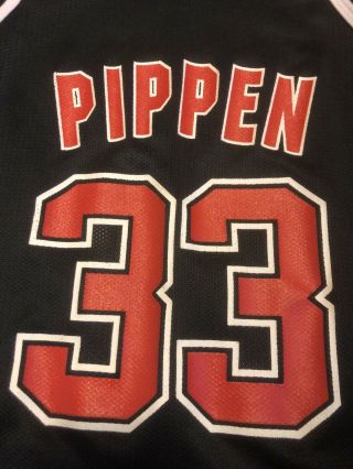 Vintage Scottie Pippen Chicago Bulls Jersey small 8 Champion NBA Black 6