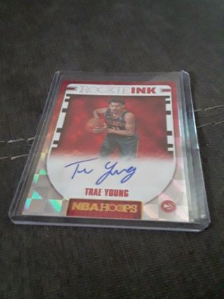 Trae Young Rookie Ink 2018 - 19 Hoops 3