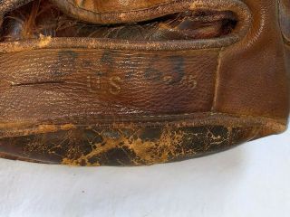 1945 WWII US Army Special Services Morale Baseball Glove w/ Laundry 7