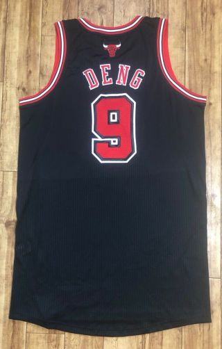 NBA Game Worn Lull Deng Chicago Bulls Jersey 2010 - 2011 2