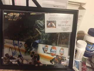 Boston Bruins Milan Lucic Signed 8x10 Photo