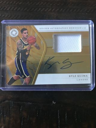 2018 - 19 Opulence Basketball Kyle Kuzma On Card Auto Patch 71/79 Lakers