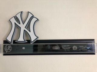 Derek Jeter Autographed Retired Baseball Bat With Mounting Case