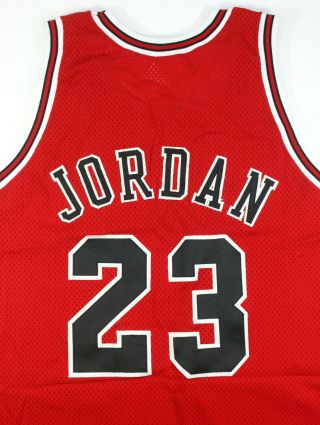 MICHAEL JORDAN 1992 - 1993 CHICAGO BULLS GAME RED ROAD JERSEY MEARS A5 7