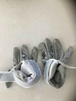 LA Angels Mike Trout 2018 Game Used/Worn Batting Gloves 3