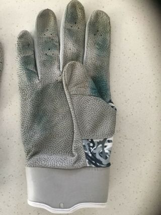 LA Angels Mike Trout 2018 Game Used/Worn Batting Gloves 6