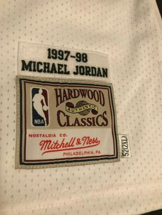 Michael Jordan Bulls Signed 1997 - 98 Mitchell & Ness White Jersey - Upper Deck 7