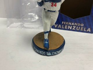 Fernando Valenzuela Los Angeles Dodgers 2015 Bobblehead SGA imperfect 4 3