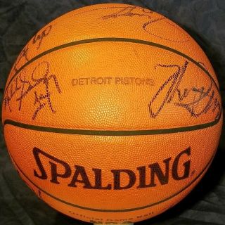 1997 - 98 Detroit Pistons Game Ball Team Signed Grant Hill Joe Dumars 90s Nba