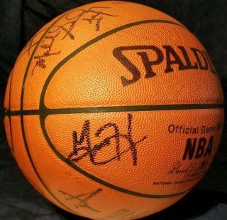 1997 - 98 DETROIT PISTONS Game Ball TEAM Signed GRANT HILL JOE DUMARS 90s NBA 2