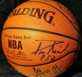 1997 - 98 DETROIT PISTONS Game Ball TEAM Signed GRANT HILL JOE DUMARS 90s NBA 3