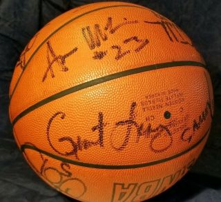 1997 - 98 DETROIT PISTONS Game Ball TEAM Signed GRANT HILL JOE DUMARS 90s NBA 5