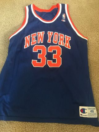 Patrick Ewing York Knicks Jersey (size 48) Champion Vintage (normal Wear)