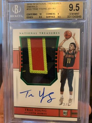 Trae Young 2018 - 19 National Treasures Emerald /5 Rookie Patch Auto Rc Bgs 9.  5/10