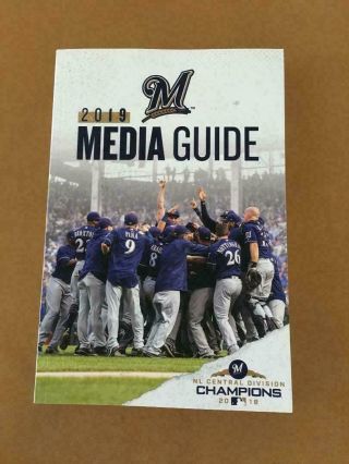 2019 Milwaukee Brewers Mlb Baseball Media Guide Christian Yelich