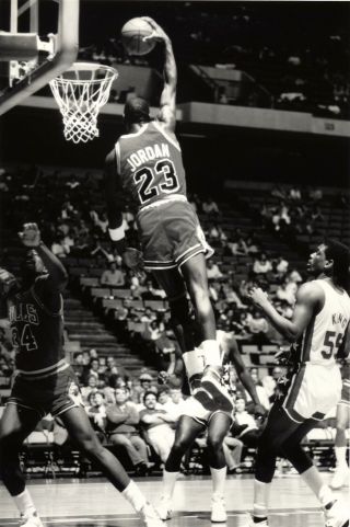 Michael Jordan 1986 Bulls Nba Type 1 Photo Wearing Air Jordan 1 
