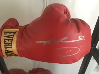 Sugar Ray Leonard Signed Boxing Glove Everlast Red & Yellow
