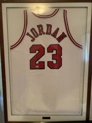 Signed Michael Jordan Jersey UDA 5