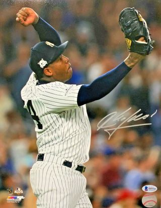 York Yankees Aroldis Chapman Signed 11x14 Photo Autographed - Beckett Bas