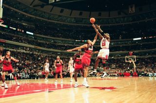 Ld31 - 15 Nba 1997 Chicago Bulls Atlanta Hawks M.  Jordan (72) Orig 35mm Negatives