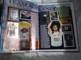 Merlin/Topps 1998 England World Cup sticker album - Fully Completed,  Binder 4