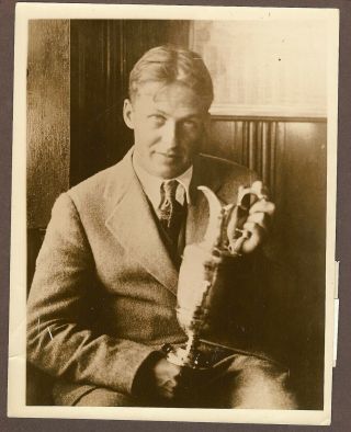 1930 Press Photo Bobby Jones Holds Trophy After Winning British Amateur Open