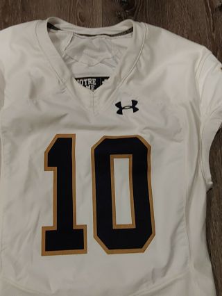 Under Armour TEAM ISSUED AUTHENTIC GAME NOTRE DAME FOOTBALL JERSEY AWAY WHITE 10 2