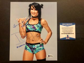 Dakota Kai Hot Signed Autographed Wwe Wrestling 8x10 Photo Beckett Bas