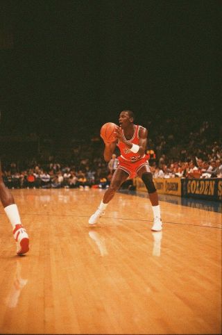 LG30 - 18 NBA 1985 Chicago Bulls Warriors Michael Jordan (40) ORIG 35MM POSITIVES 11