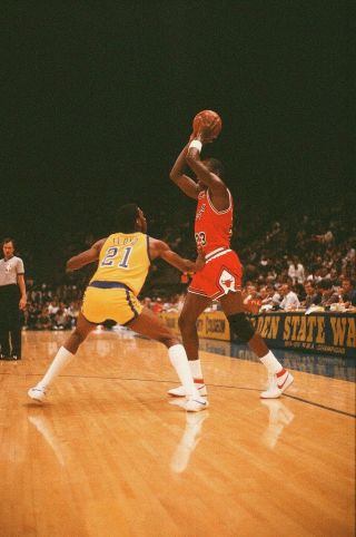 LG30 - 18 NBA 1985 Chicago Bulls Warriors Michael Jordan (40) ORIG 35MM POSITIVES 12