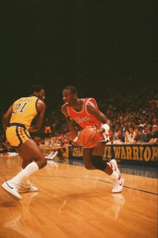 LG30 - 18 NBA 1985 Chicago Bulls Warriors Michael Jordan (40) ORIG 35MM POSITIVES 2