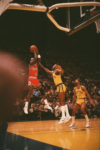 LG30 - 18 NBA 1985 Chicago Bulls Warriors Michael Jordan (40) ORIG 35MM POSITIVES 4