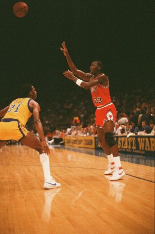 LG30 - 18 NBA 1985 Chicago Bulls Warriors Michael Jordan (40) ORIG 35MM POSITIVES 7