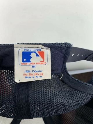 Vintage 1980 ' s York Yankees Mesh Trucker Snapback Hat Cap MLB Licensed E 2