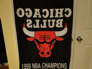 Vintage NBA CHICAGO BULLS 1998 NBA Champions Wall Hanging Banner Flag Pennant 3