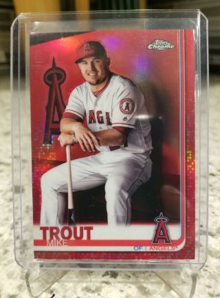 2019 Topps Chrome Photo Variation Red Refractor 1/5 Mike Trout Angels 200 Ssp